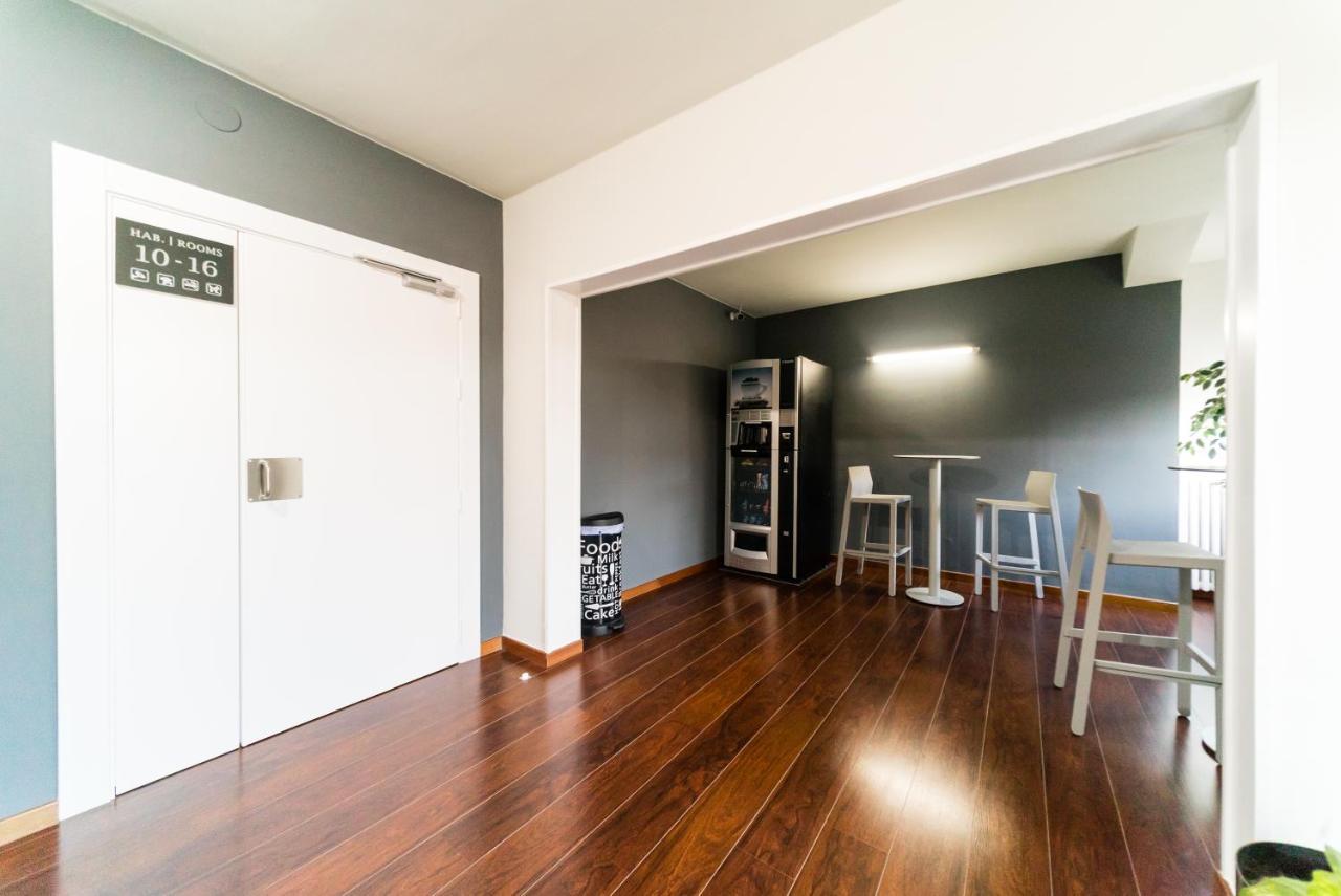 El Pi De Sant Just - Habitacions I Apartaments Extérieur photo