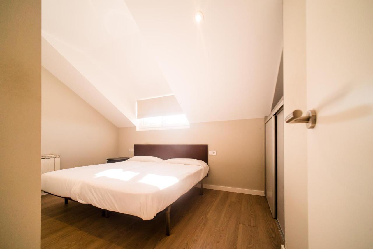 El Pi De Sant Just - Habitacions I Apartaments Extérieur photo